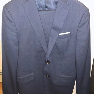 Zara’s Men Nagy Blue Suit